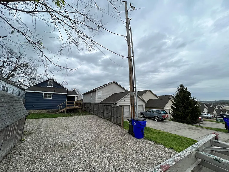 227 Warwick Ave — Photo 16