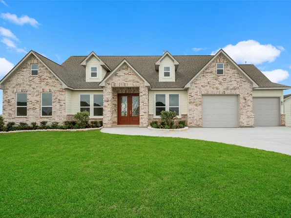 619 Longhorn Trl, Angleton, TX 77515