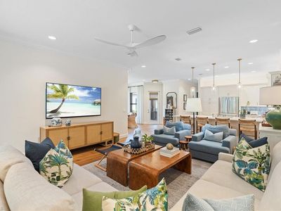 13541 Coronado DR, Naples, FL, 34109