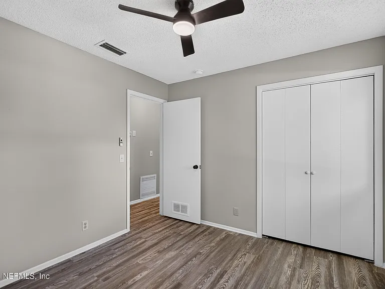 417 S Pine Ave — Photo 35
