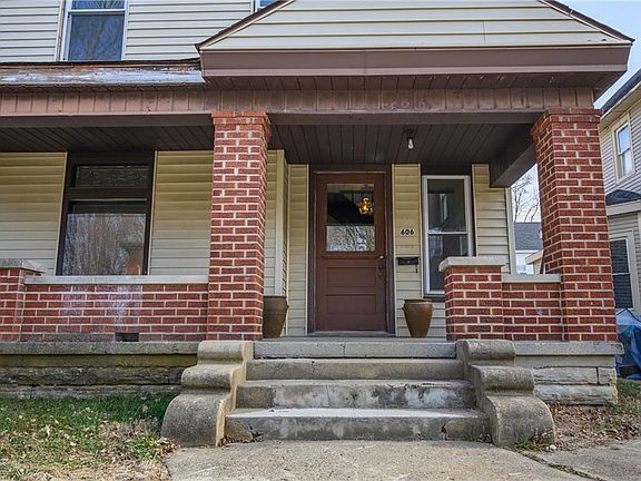 2nd image of 606 N Harrison St
