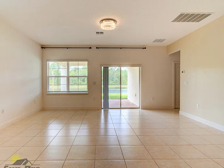 5563 Estero Loop — Photo 5