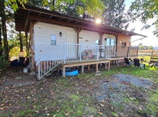 6905 Bradner Rd, Abbotsford, BC V4X2C6