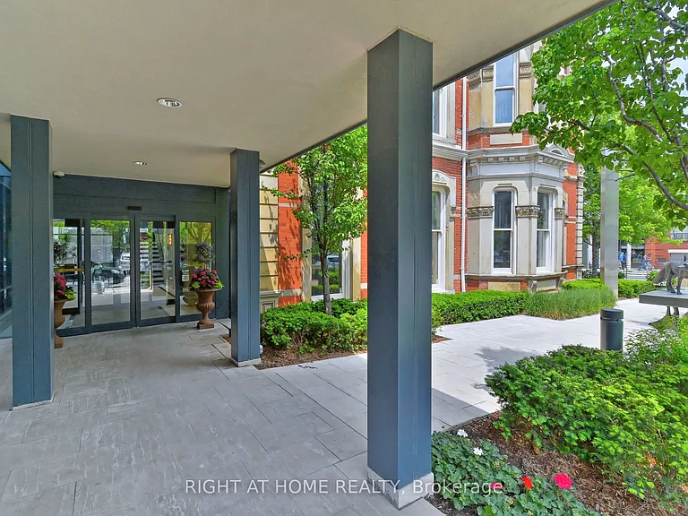 28 Linden St #1405 — Photo 10