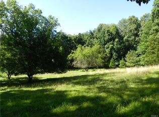 416 S Mountain Rd, New City, NY 10956