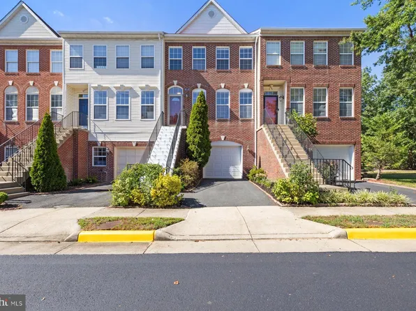 6602 Patent Parish Ln, Alexandria, VA 22315