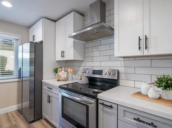 3121 Evening Way Unit B, La Jolla, CA 92037