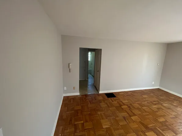 107 N Hampton Rd APT A, Columbus, OH 43213