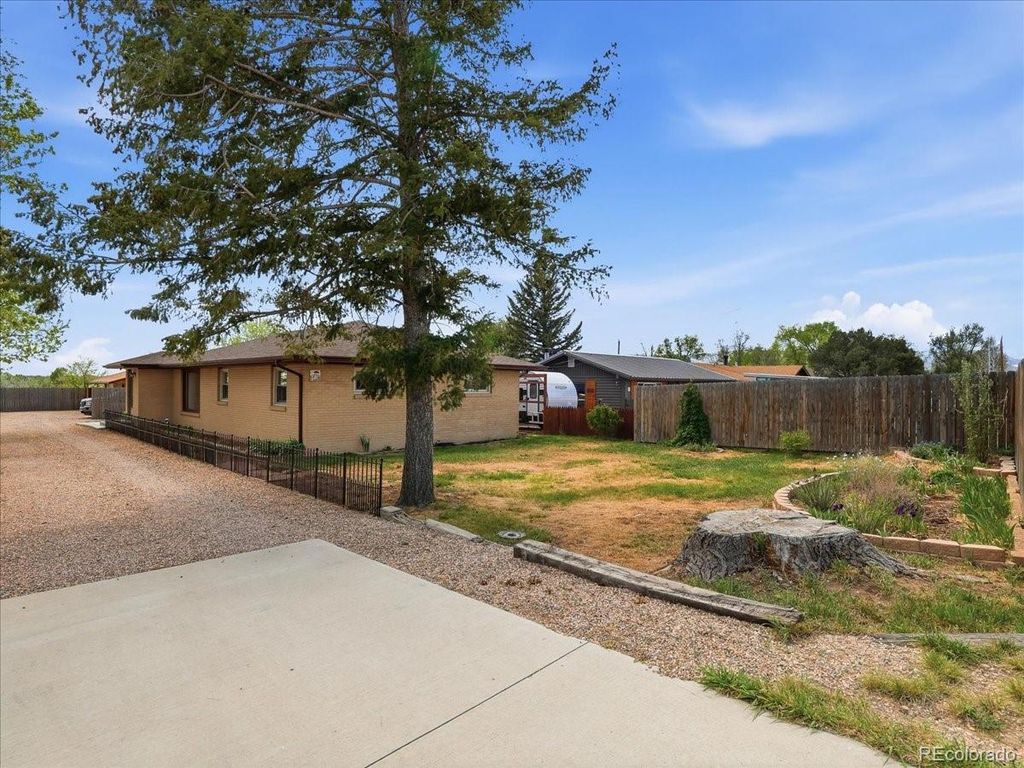 1217 N US Highway 287