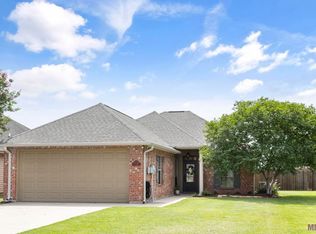 40401 Bailey Dr, Gonzales, LA 70737