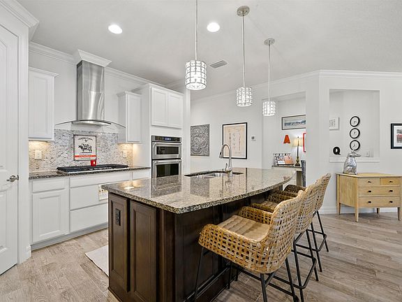 3rd image of 69 Park Front Ln