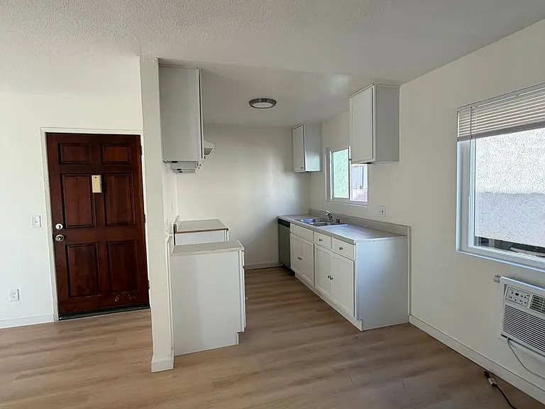 Oxnard - SSM Holdings, LLC — Photo 13