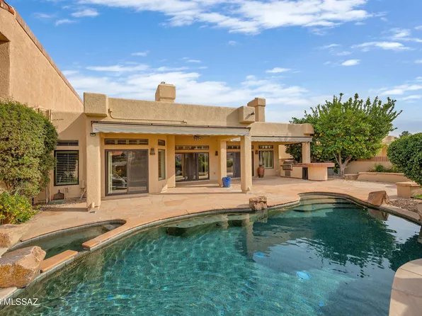 8625 N Arnold Palmer Dr, Tucson, AZ 85742