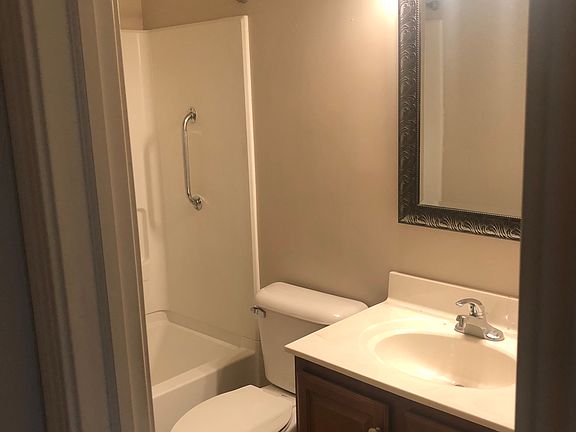 5th image of 1207 Rivercrest Dr Unit H