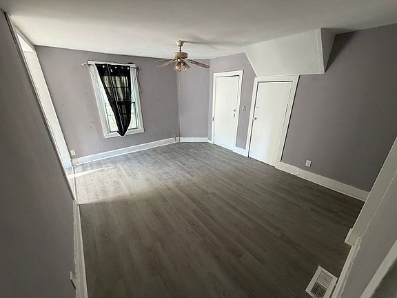 2nd image of 1034 Washington Ave