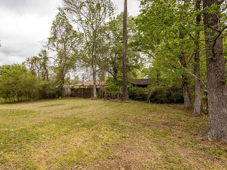 4710 El Paso St — Photo 23
