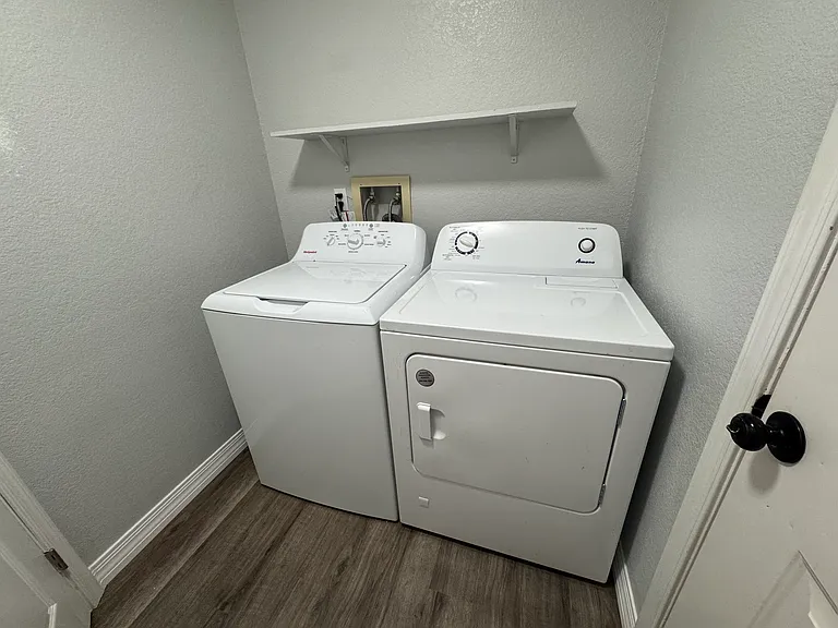 2064 E Desert Palms Dr — Photo 10