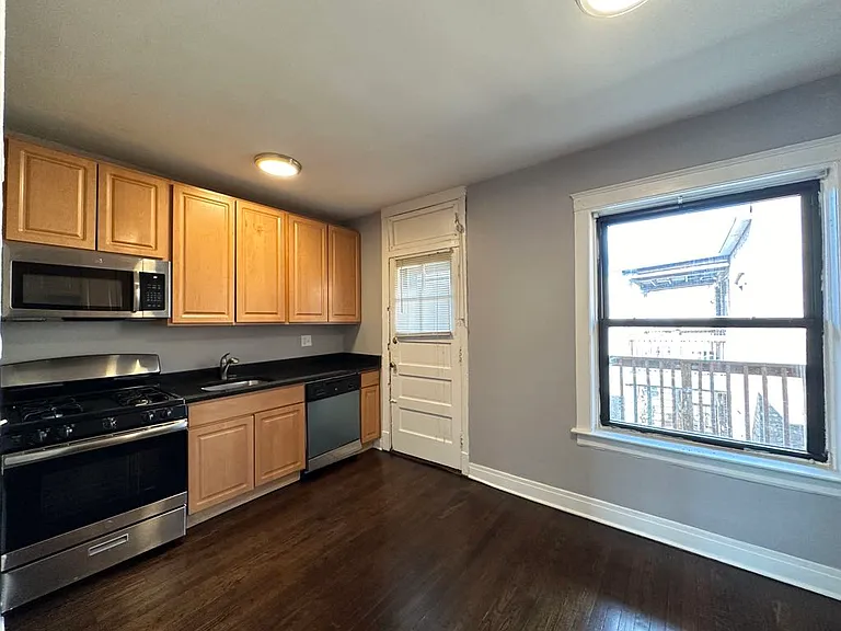 3602 W Sunnyside Ave #4 — Photo 7