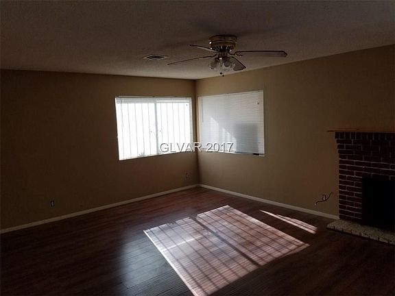 4th image of 1813 Las Verdes St