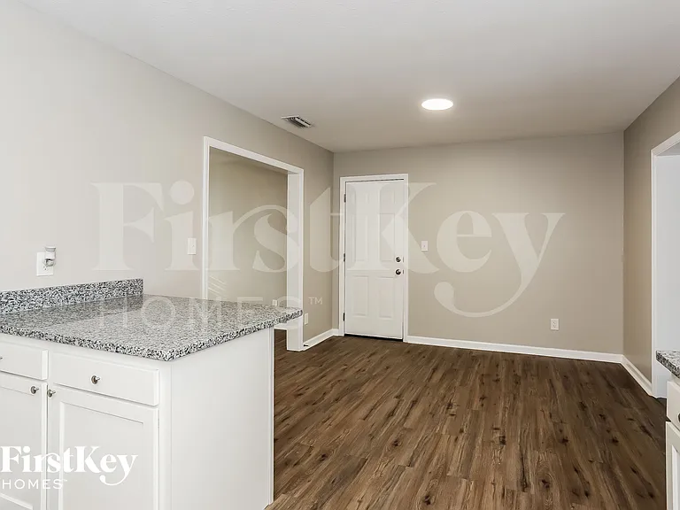 2853 Oakcove Ln — Photo 7