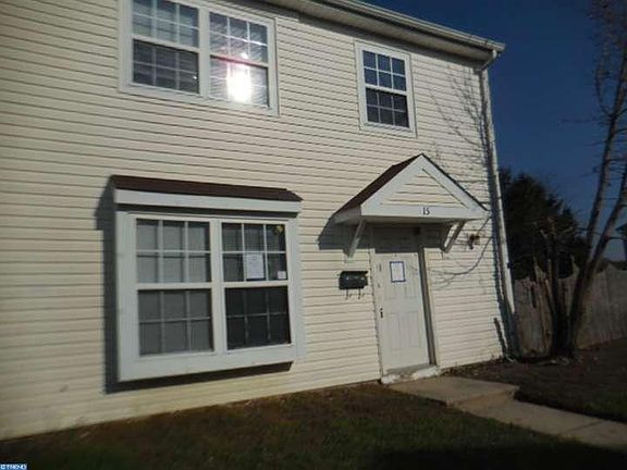 2nd image of 15 Linden Ct