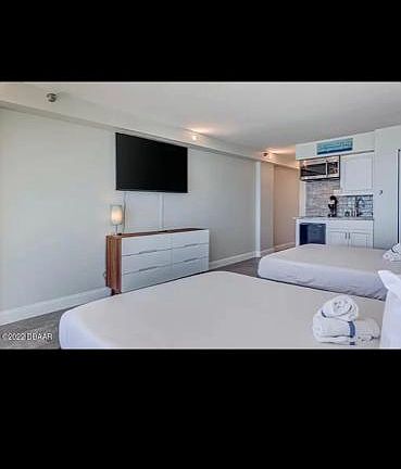 3rd image of 1909 S Atlantic Ave #614
