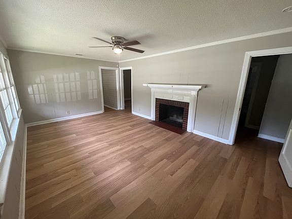 3rd image of 333 E Main St
