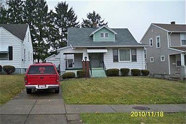 1st image of 738 E Philadelphia Ave