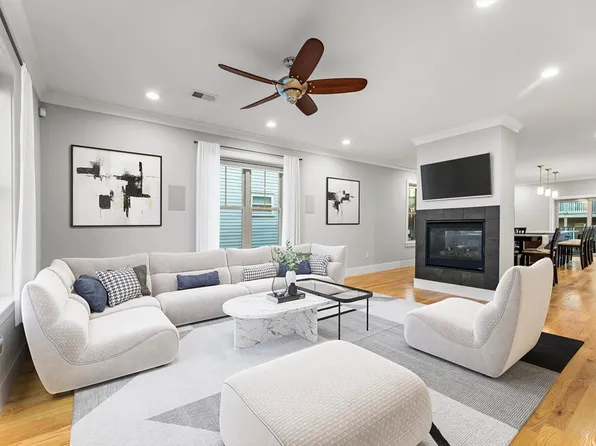 146 Athens St APT 3, South Boston, MA 02127