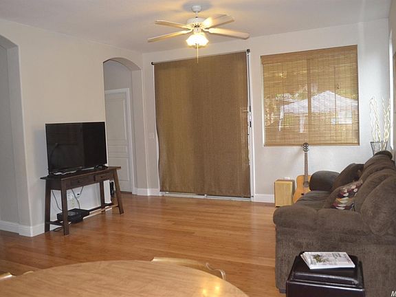 3rd image of 3712 Poppy Hill Way