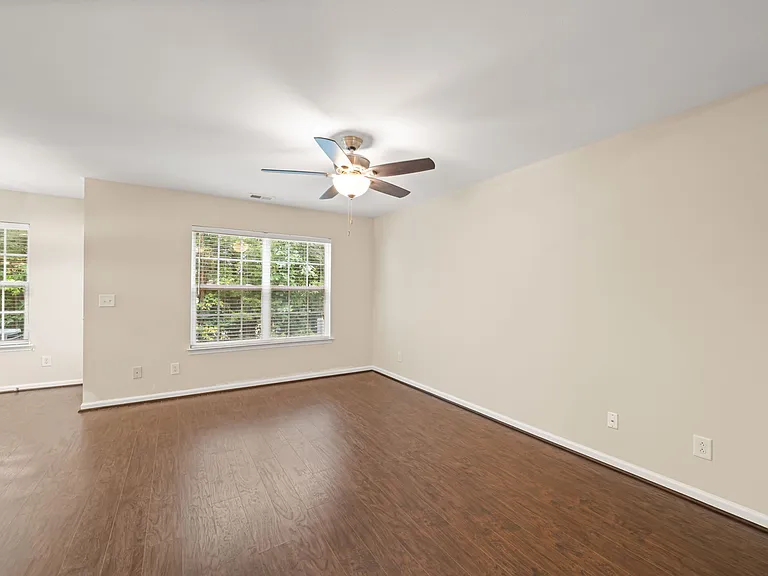 235 Blue Robin Way — Photo 17