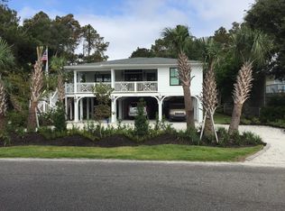 559 Parker Dr, Pawleys Island, SC 29585