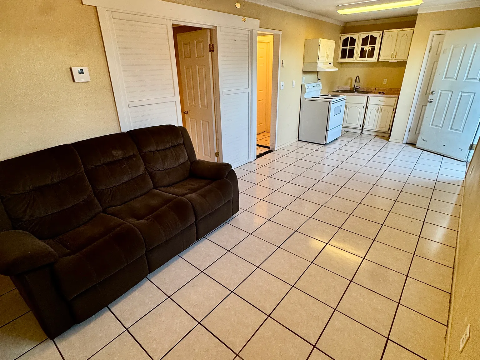 2 bed, 900 sqft, $1,499 — Photo 1