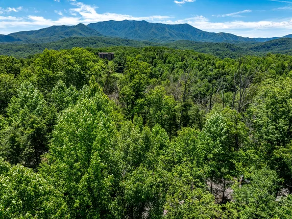 0 High Mountain Way Lot 105, Gatlinburg, TN 37738