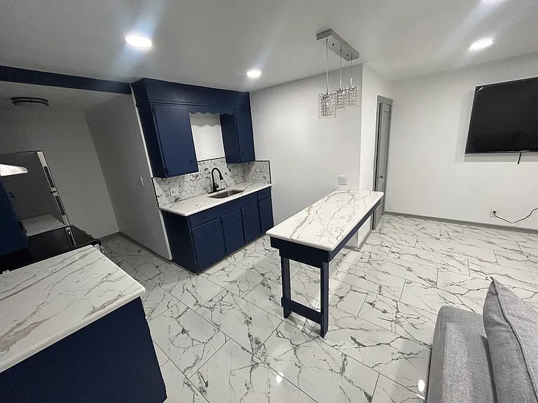 84 Main St #3 — Photo 3