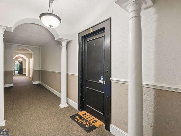 5th image of 824 Greenwood Ave NE APT 3
