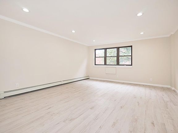 2nd image of 15321 78th St APT D