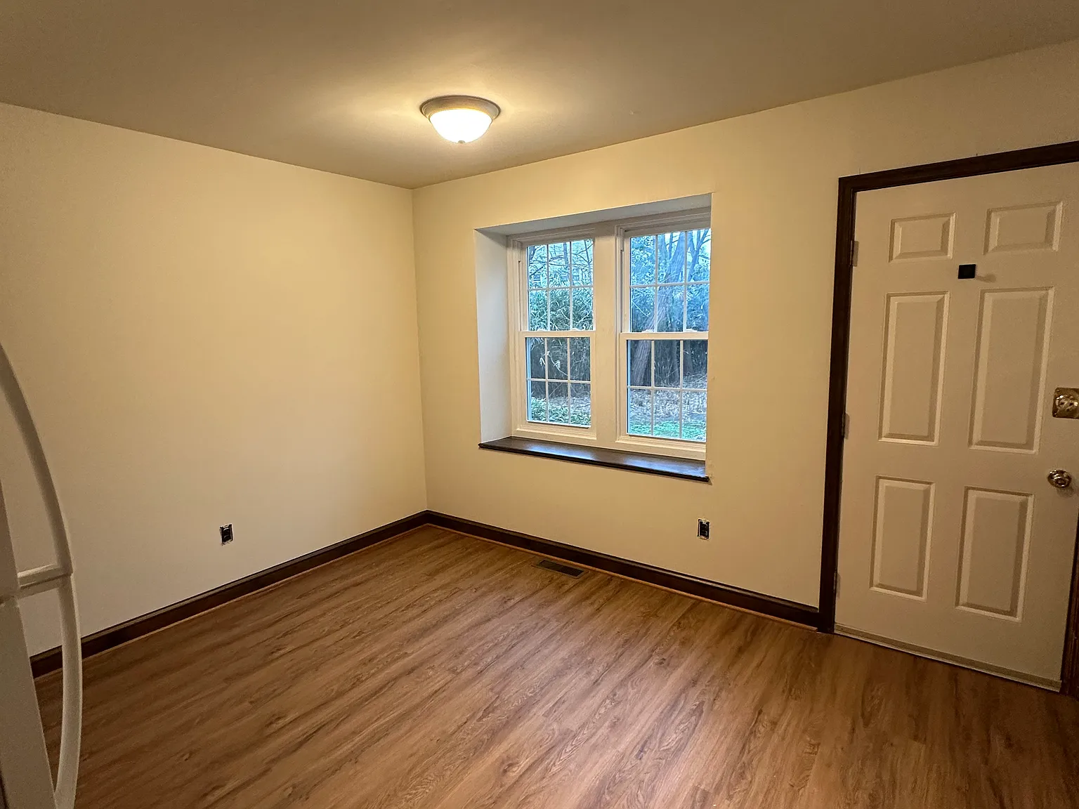 2 bed, 845 sqft, $1,975 — Photo 3