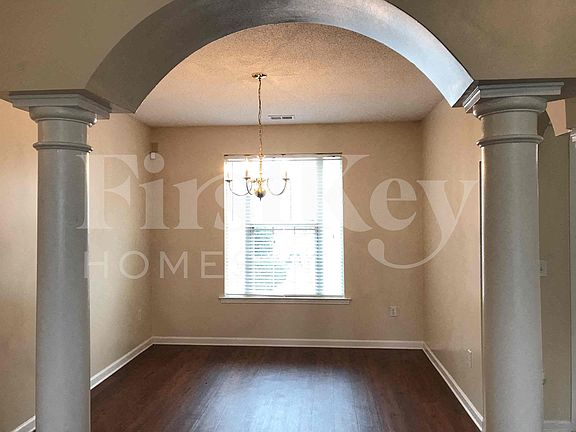 4th image of 7142 Queens Crown Ct