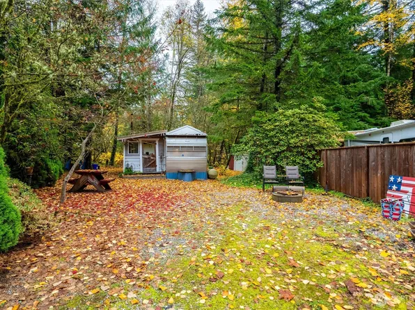1017 Maple Lane, Sumas, WA 98295