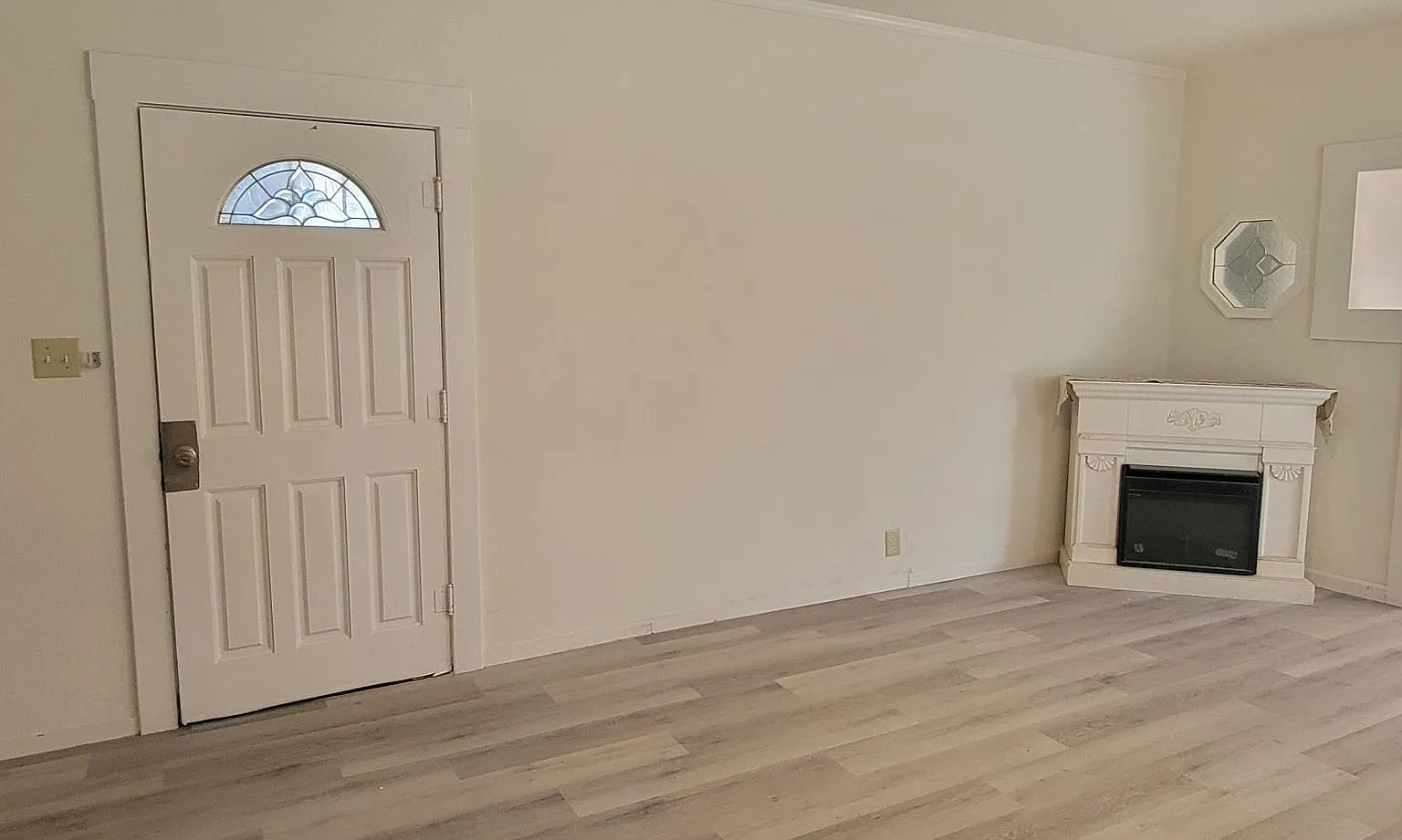 2 bed, 1127 sqft, $2,500 — Photo 4