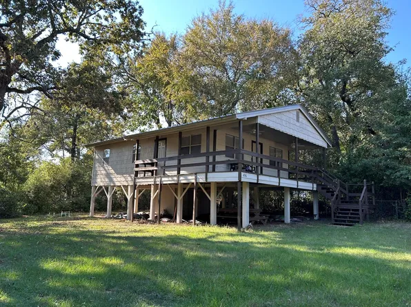 496 Campground Rd, Trinity, TX 75862