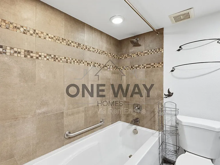 5749 S Farmer Ave — Photo 31