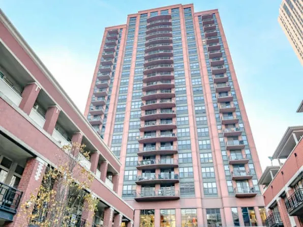 330 N Jefferson St APT 2105, Chicago, IL 60661