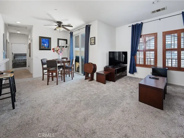 16710 Nicklaus Dr Unit 74, Sylmar, CA 91342