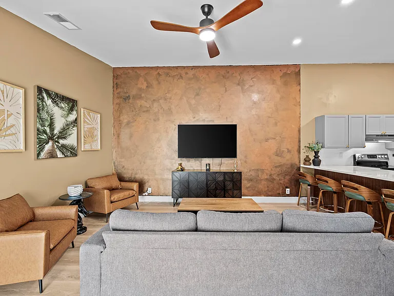 1368 Periwinkle Pl — Photo 5