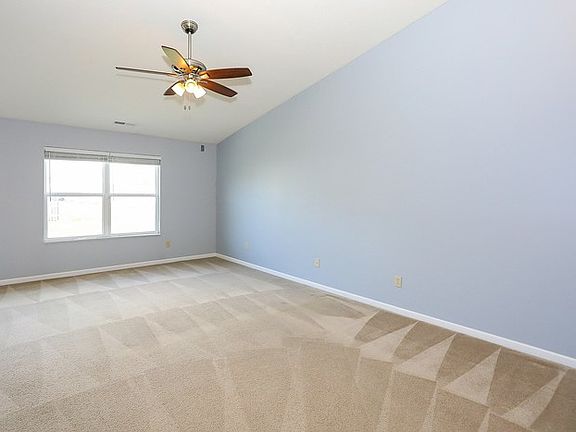 3rd image of 4701 Deacon Ln