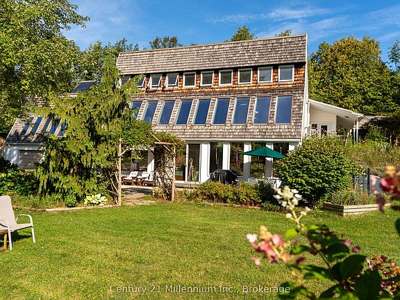 4th image of 359485 Bayshore Rd