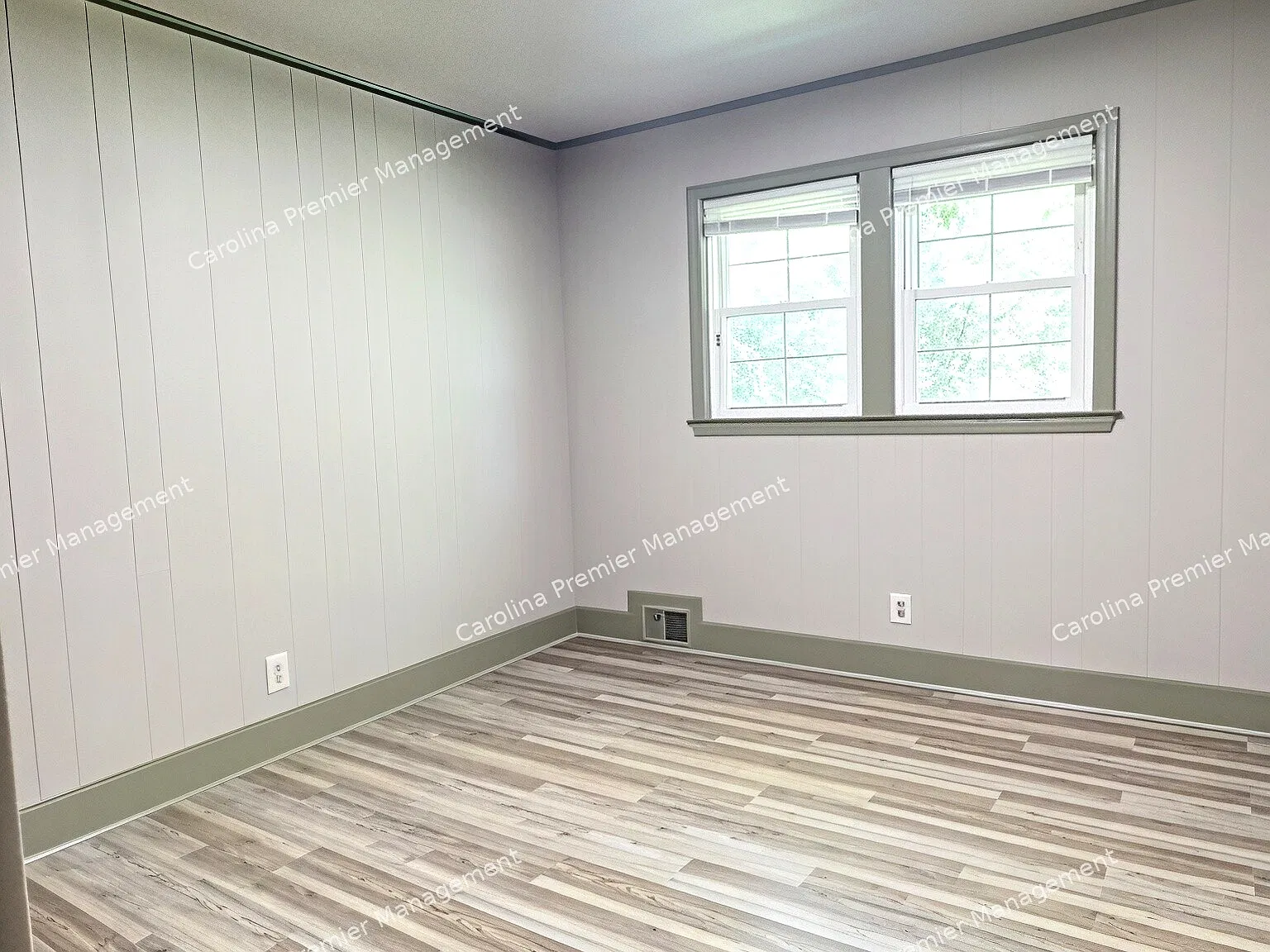 3 bed, 896 sqft, $1,435 — Photo 4