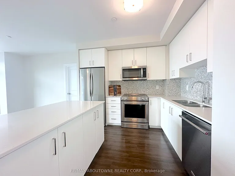 2333 Taunton Rd #734 — Photo 6